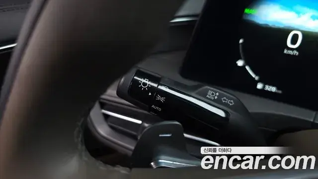 Kia K8 2024 — Photo 12/33