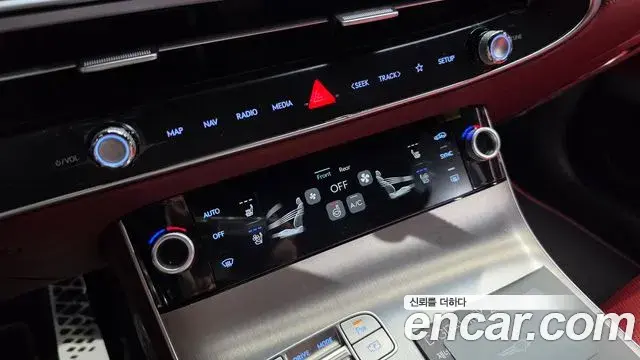 Genesis GV70 2024 — ფოტო 11/30