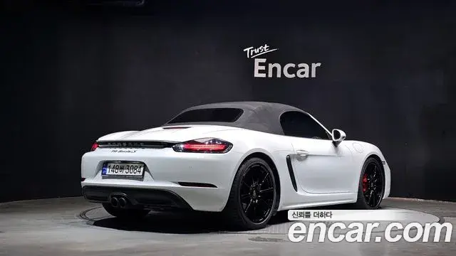 Porsche 718 Boxster 2020 — Фото 2/20