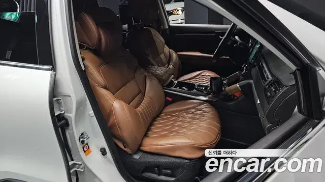 Renault Samsung QM6 2023 — ფოტო 16/33