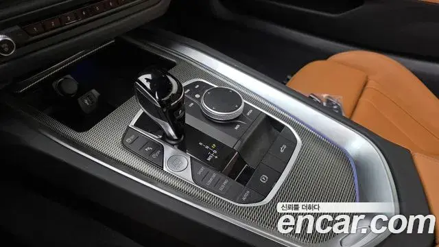 BMW Z4 2025 — Фото 9/20