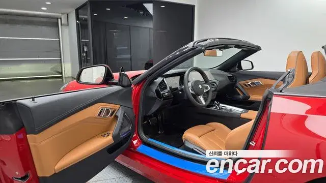 BMW Z4 2025 — Фото 10/20