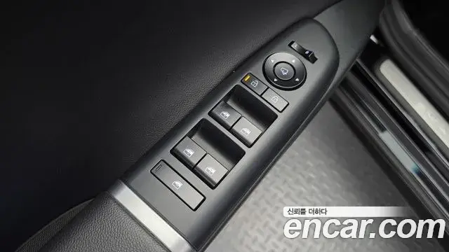 Hyundai Grandeur 2023 — Фото 13/20