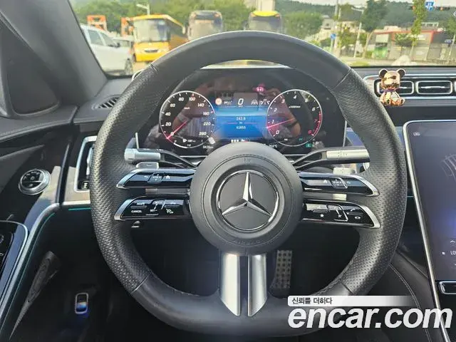 Mercedes-Benz S-Class 2024 — Фото 12/20