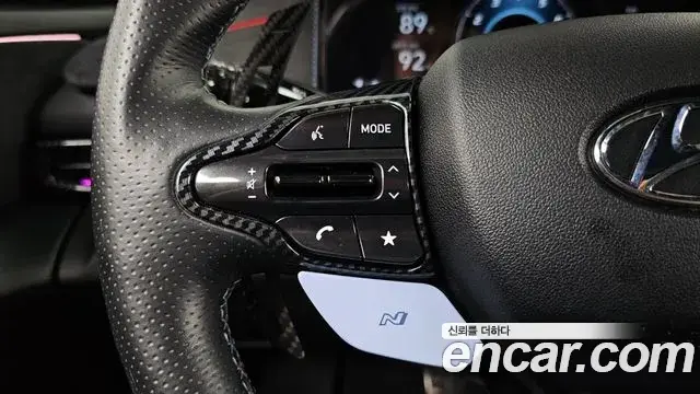 Hyundai The New Avante Hybrid 2022 — ფოტო 27/33
