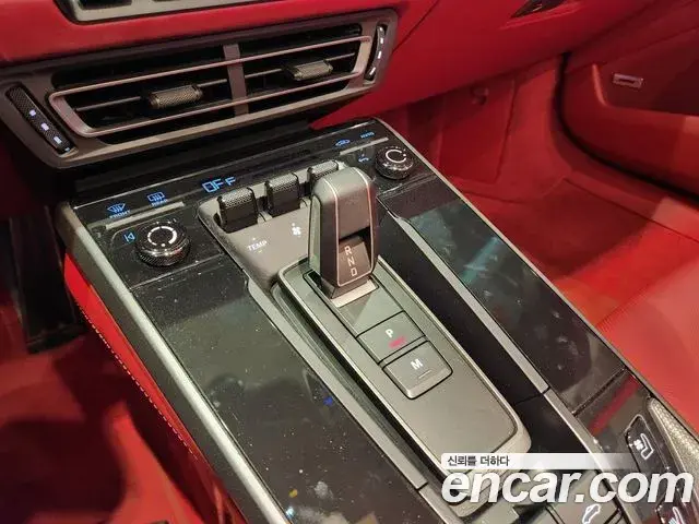 Porsche 911 2024 — ფოტო 7/16