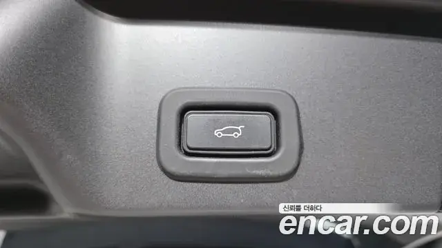 Land Rover Range Rover Evoque 2022 — Şəkil 34/35