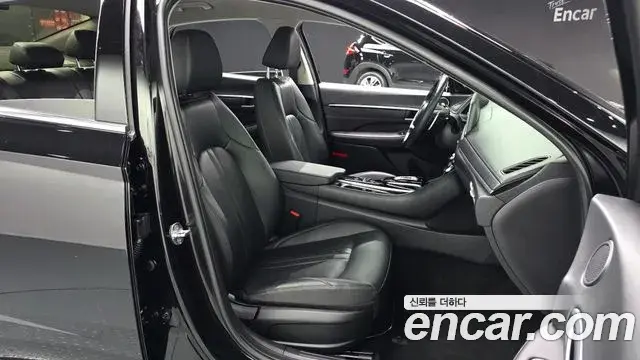 Hyundai Sonata 2022 — Фото 10/20