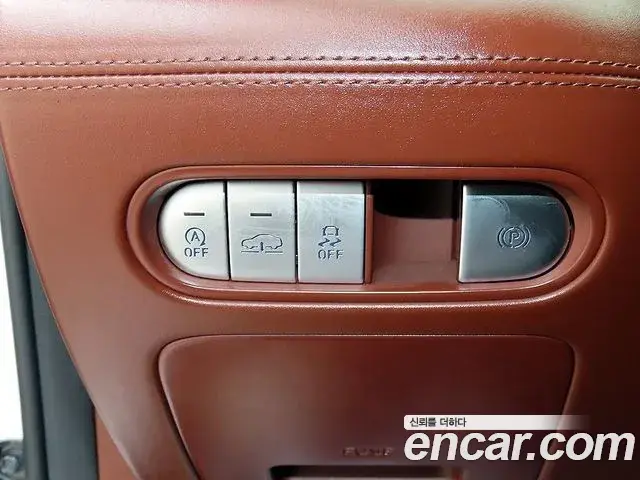 Genesis G90 2025 — Photo 13/19