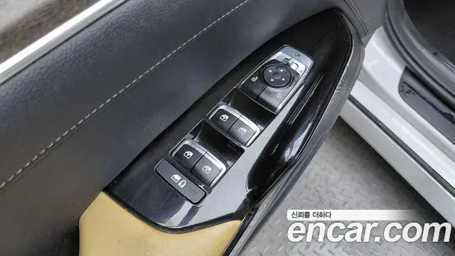 Kia K5 2021 — Şəkil 20/29