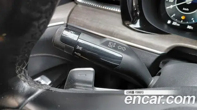 Kia K5 2021 — Şəkil 21/29