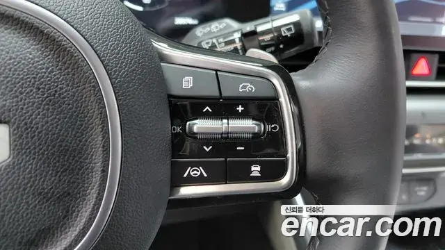 Kia Carnival 2024 — Фото 16/20