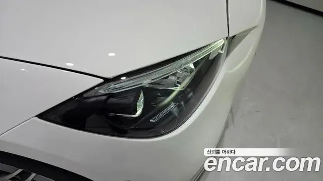 Mercedes-Benz C-Class 2026 — ფოტო 12/20