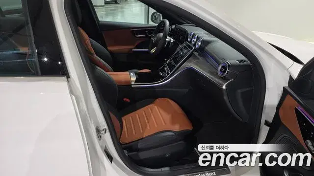 Mercedes-Benz C-Class 2026 — ფოტო 18/20