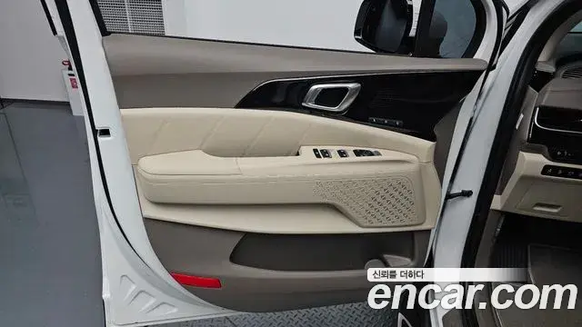 Kia Carnival 2026 — Şəkil 16/36