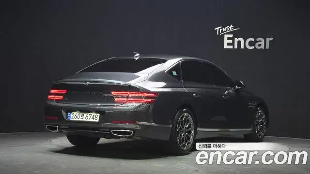Genesis Electrified G80 2021 — Photo 2/20