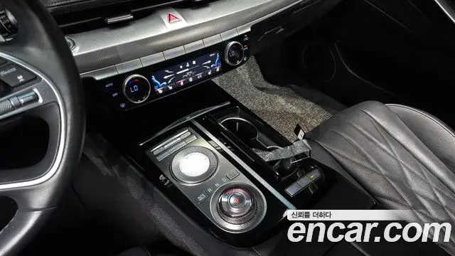 Genesis Electrified G80 2021 — Photo 9/20