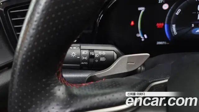Lexus NX450h+ 2024 — Photo 13/37