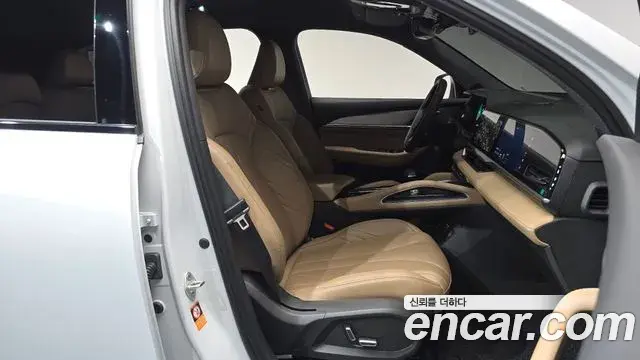 Renault Samsung Grand Koleos 2025 — Photo 28/36