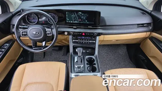 Kia Carnival 2021 — Фото 6/20