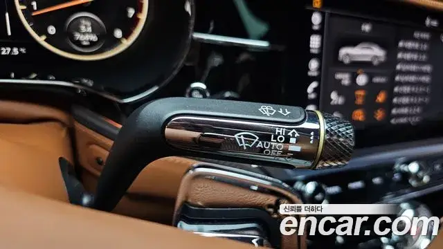 Bentley Flying Spur, 2021