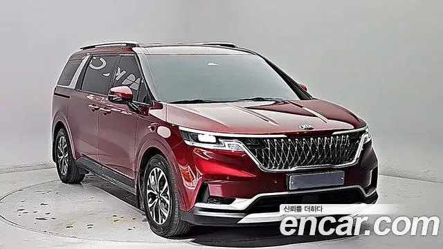 Kia Carnival 2021 — Фото 2/20