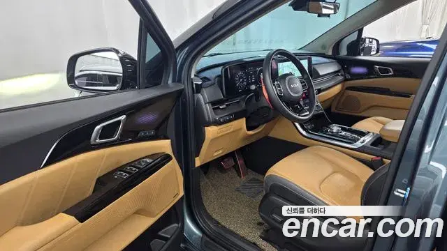 Kia Carnival 2023 — Фото 10/20