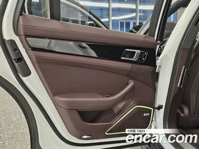 Porsche Panamera 2019 — Photo 14/20