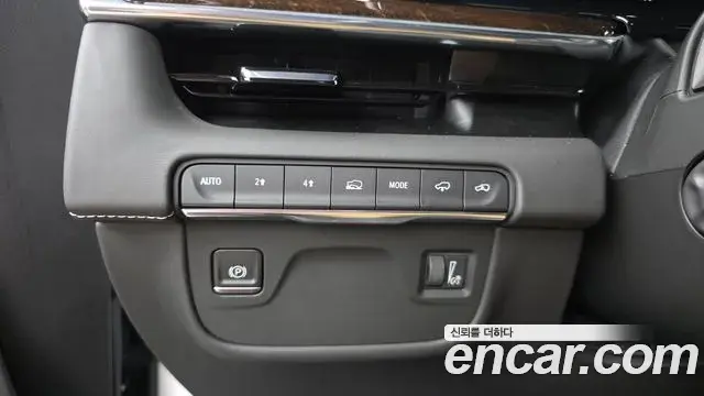 Cadillac Escalade 2021 — Photo 33/41