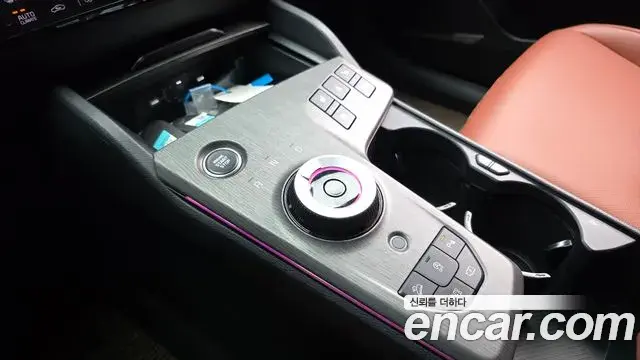 Kia Sportage 2025 — ფოტო 29/32