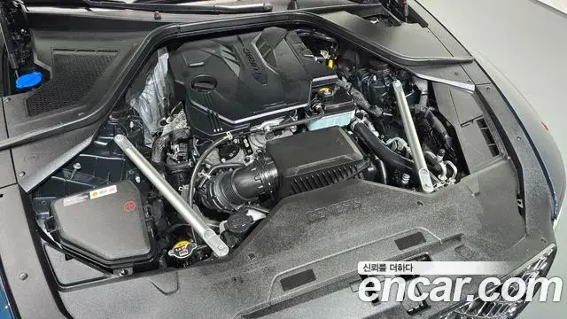 Genesis Electrified G80 2020 — Photo 5/20