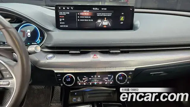 Genesis Electrified G80 2020 — Photo 14/20