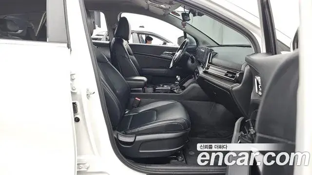 Kia Sportage 2021 — Фото 11/20