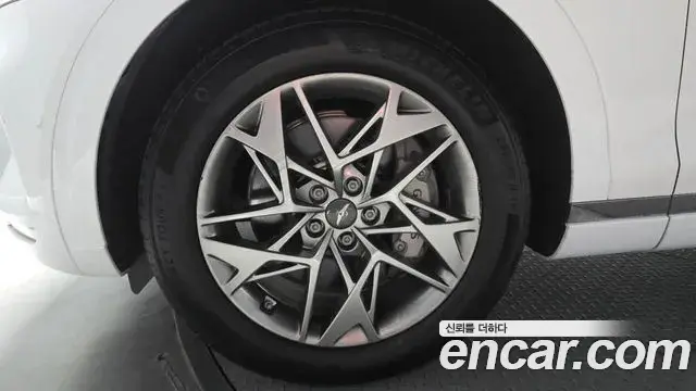 Genesis GV70 2023 — Şəkil 5/20