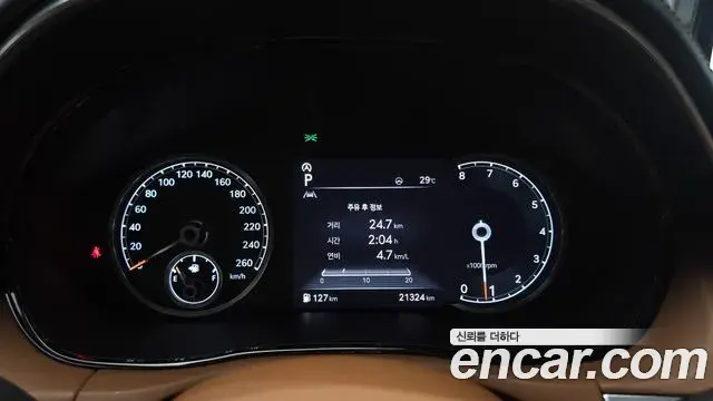 Genesis GV70 2023 — Şəkil 8/20