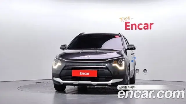 Kia Niro 2025 — Фото 3/20