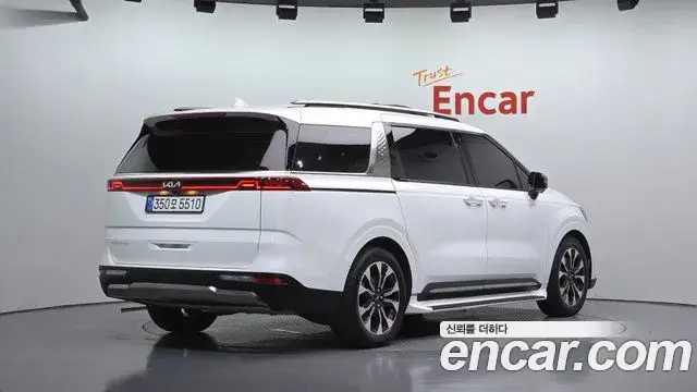 Kia Carnival, 2022