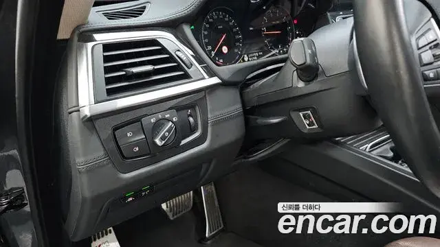 BMW 4 Series 2020 — Фото 17/20