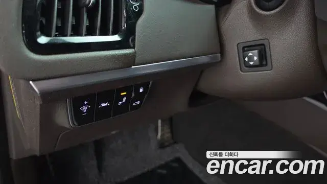 Kia Stinger 2019 — Şəkil 7/35