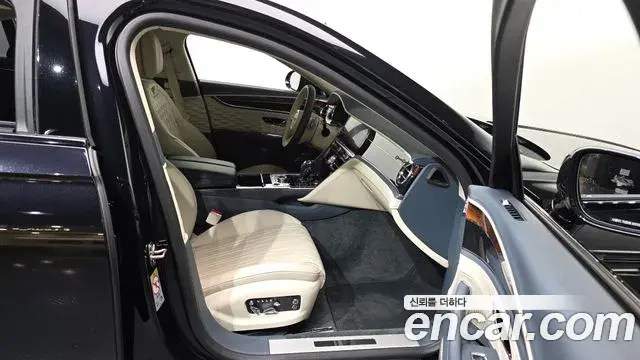 Bentley Flying Spur 2021 — Photo 5/20