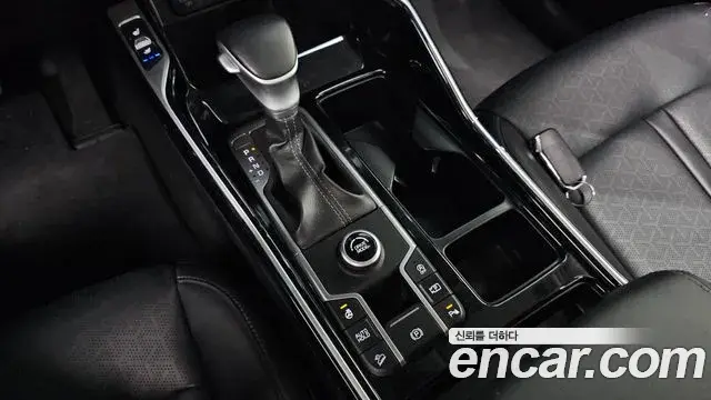 Kia Sorento 2022 — Photo 9/20