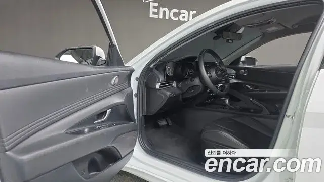Hyundai Avante 2023 — Photo 10/20