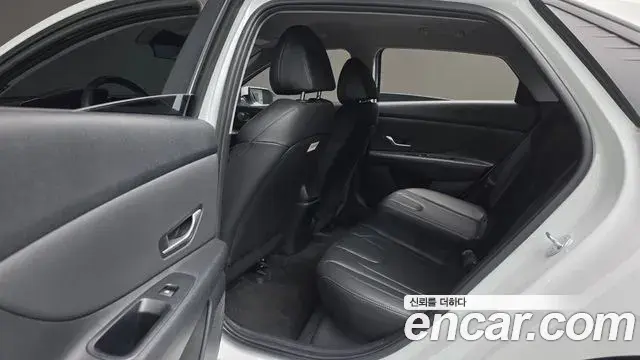 Hyundai Avante 2023 — Photo 17/20