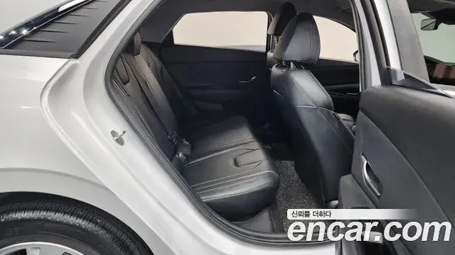 Hyundai Avante 2021 — Фото 11/20