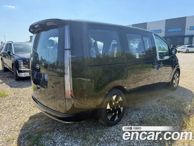 Hyundai Staria 2026 — Фото 5/20