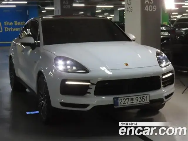 Porsche Cayenne, 2023