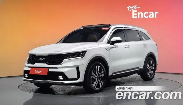 Kia Sorento 2023 — Фото 1/20