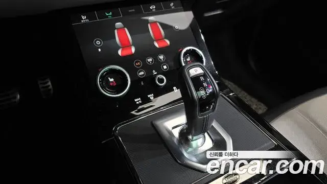 Land Rover Range Rover Evoque 2019 — Фото 8/20