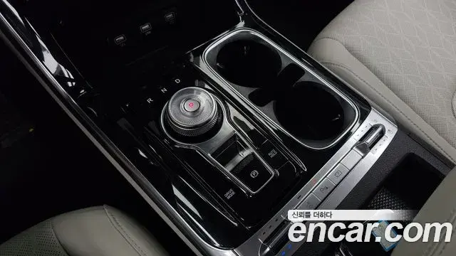 Kia Carnival 2021 — Фото 9/20