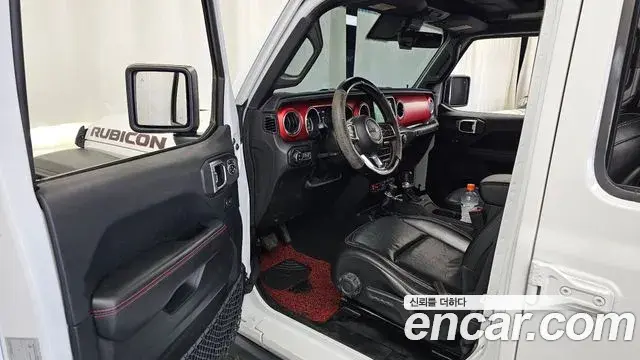 Jeep Wrangler 2019 — Фото 10/20